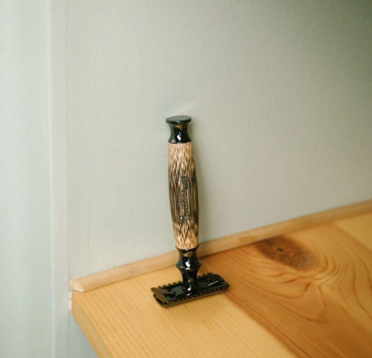 Bamboo Switch - Stainless Steel Safety Razor