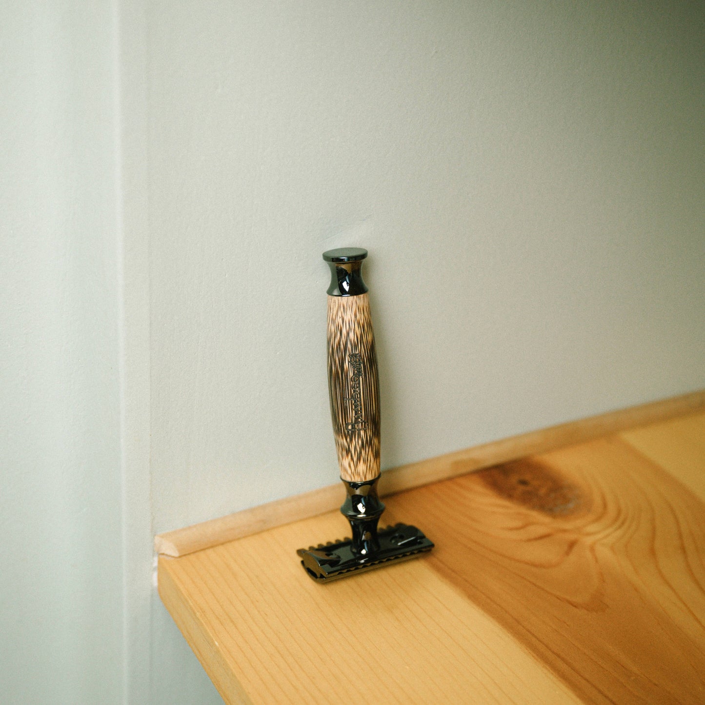 Bamboo Stainless Steel Safety Razor | Holiday Bestseller